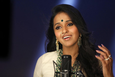 smitha-maha-ganapathim-spiritual-fusion-rock-feat-stills